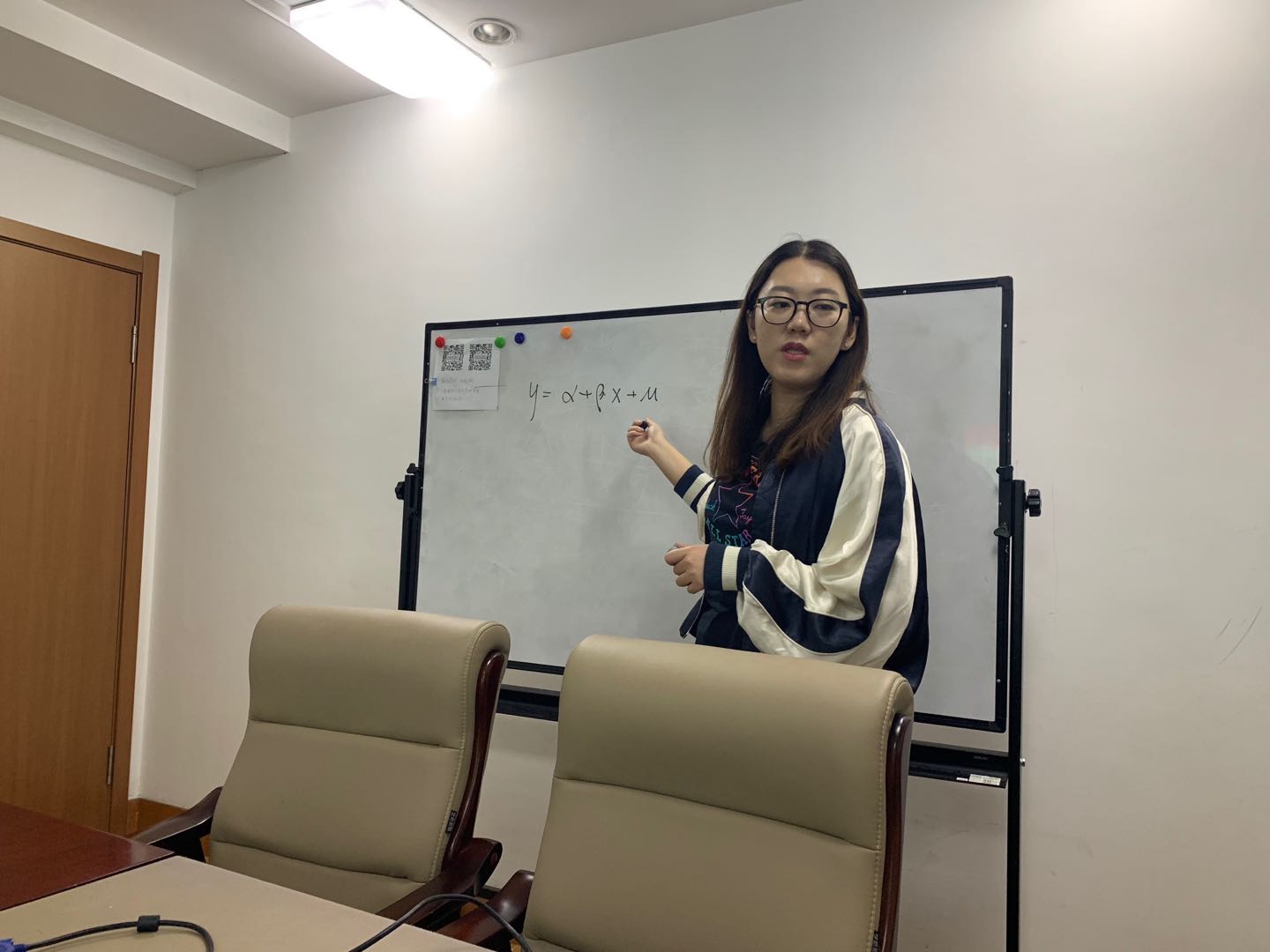 五大联赛买球网博士生沙龙2019-06(总第6期)简报图片.jpg 五大联赛买球网博士生沙龙2019-06(总第6期)简报图片.jpg